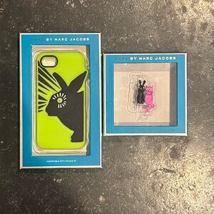 Marc by Marc Jacobs iPhone 5 Case New in box with Animal Charm